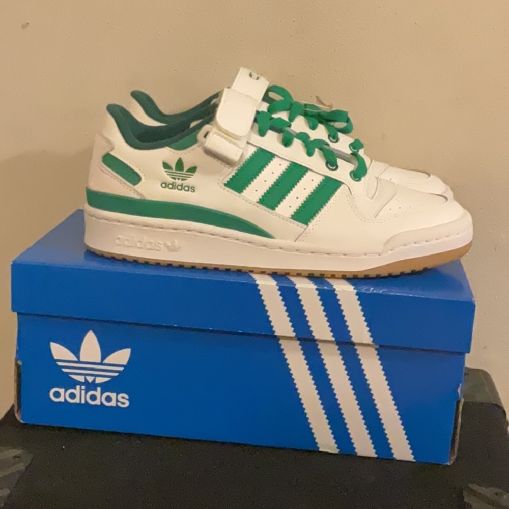 Brand New White and Green Adidas size 7Y